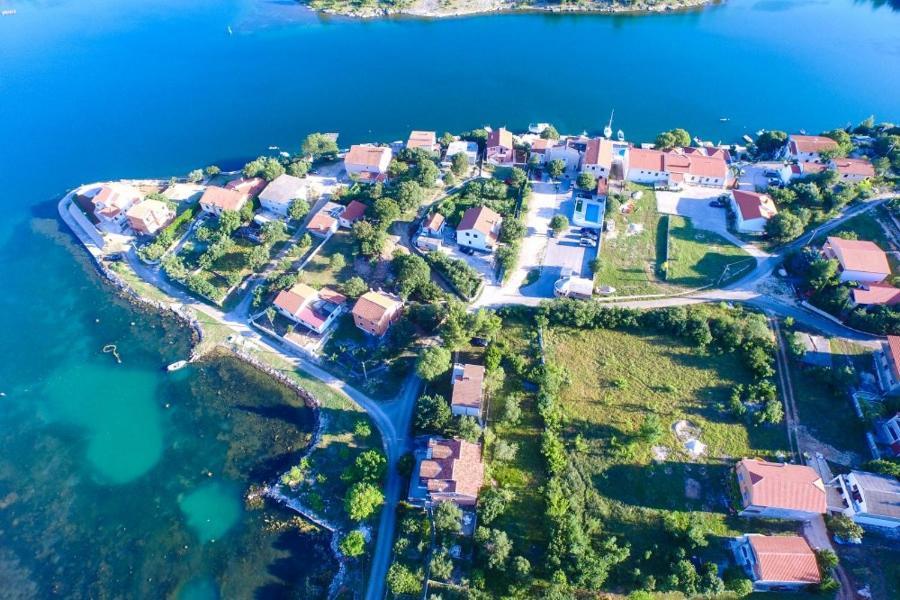 Apartments & Villa Tisno Obrovac Exterior foto